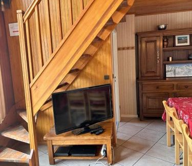 Val Claret Apartment | MyHome- Haut Val Claret 43 - Grand duplex 8 pax skis aux pieds Tignes Val Claret