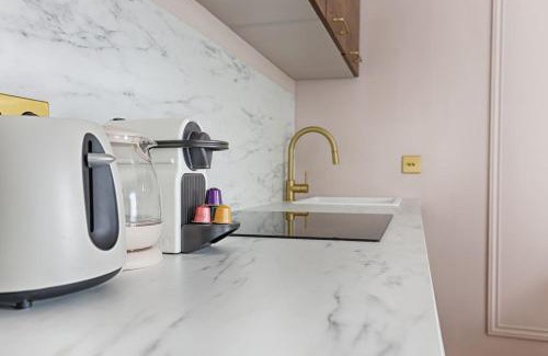 L'Europe Apartment | MyKeypers - Luxury Flat 3BR 8P with Jacuzzi - Haussmann
