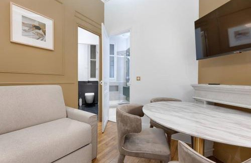 L'Europe Apartment | MyKeypers Luxury Parisian Flat - Heart of Paris