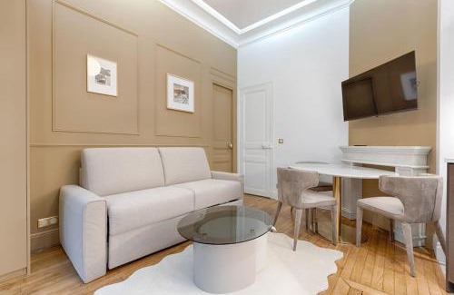 L'Europe Apartment | MyKeypers Luxury Parisian Flat - Heart of Paris