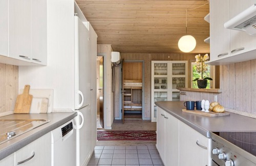 Skodshoved House | "Myriam" - 50m from the sea by Interhome