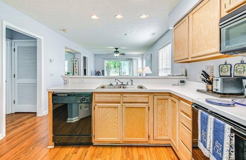 Carolina Forest Condo | Myrtle Beach Condo w/Pool Access: 5 Mi to Ocean