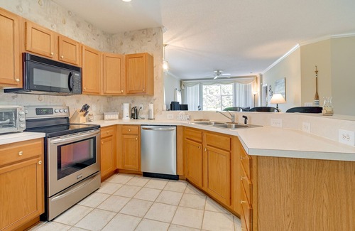 Red Hill Condo | Myrtle Beach Condo w/Community Perks