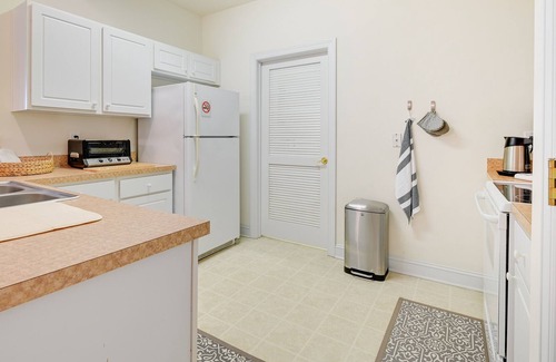 Waterford Plantation Condo | Myrtle Beach Rental w/ Pool Access: 8 Mi to Beach!