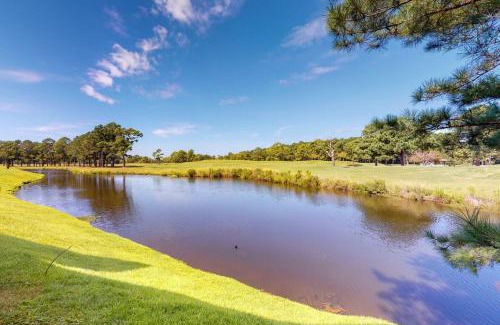 Central Myrtle Beach Apartment | Myrtlewood Golf & Beach Retreat