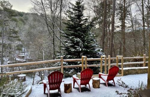 Mineral Bluff House | Mystic Creek Retreat (next to Blue Ridge)