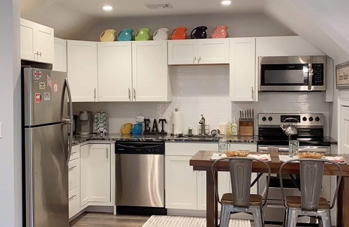Stonington Apartment | Mystic Surfside Get Away