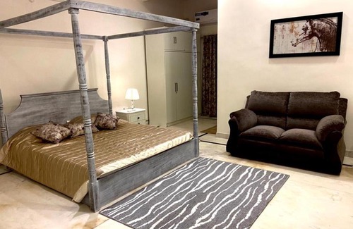 Hyderabad Villa | Mystic Woods The villa and lounge