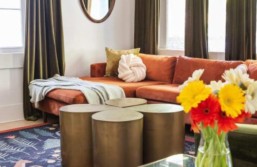 Midtown Apartment | Mystique