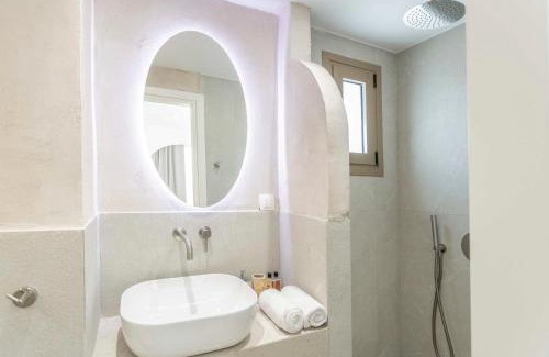 Pefkochori Apartment | NŪSA suites & villas
