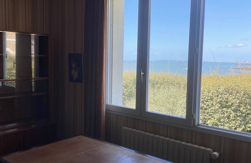 Pornichet Villa | n"Beachfront villa in Pornichet, with direct access to the sea"