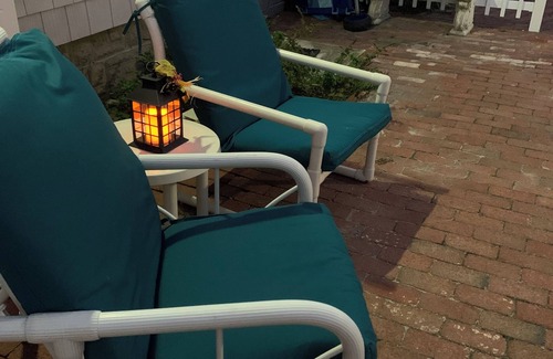 Cape May - Wildwood Cottage | N. Wildwood Beach Cottage 3 blocks to beach & 2 blocks to the bay!