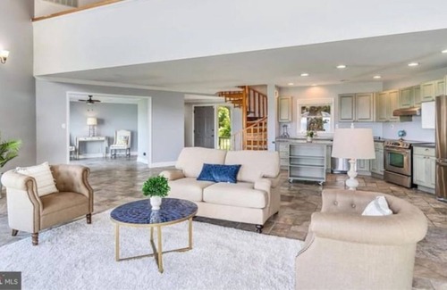 Stevensville Apartment | 3 bedroom bayfront oasis with spectacular views!