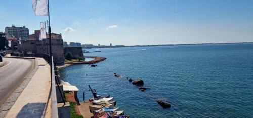 Taranto Bed & Breakfast | N67 B&B Taranto Centro-3 camere indipendenti