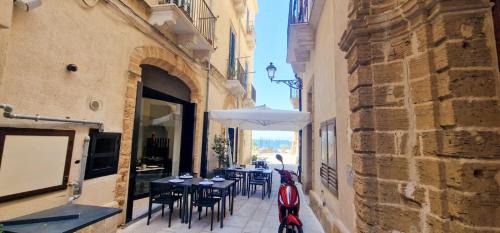 Taranto Bed & Breakfast | N67 B&B Taranto Centro-3 camere indipendenti