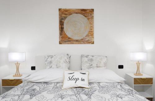 Santa Maria Novella Apartment | Nadia's Lovely Home - WITH PRIVATE GARDEN AND JACUZZI