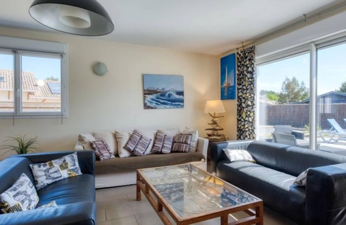 Vensac House | Nael by Interhome