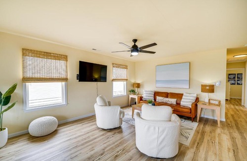 Nags Head House | Nags Head Vacation Rental with Hot Tub Near Beach!