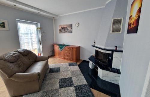 Dahlwitz-Hoppegarten House | Nahe Berlin 224qm Traumhaus im Grünen mit Sauna und Kamin