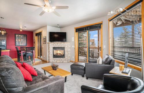 Estes Park Apartment | Nakai Peak 41B Condo