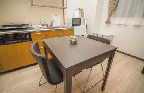 Nishitenma Apartment | Nakayoshi Stay 401