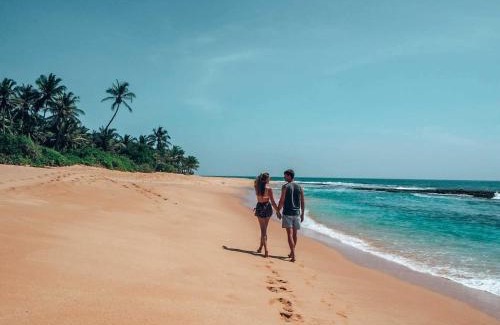 Boossa Bed & Breakfast | NALENDRA ROOMS - Oceanfront