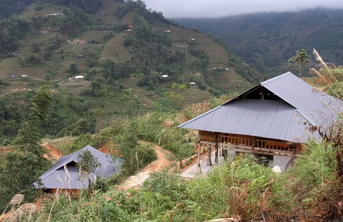 Ban Luoc Ski Chalet | Nam Ly Homestay- Meals included