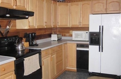 Homer House | NamaStay ~Spectacular Views in Scenic, Convenient Location