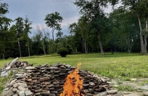 Livingston Manor House | Namaste Catskill - Get Away From it All!