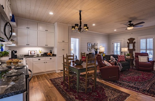 Mentone Cottage | Named No. 1 getaway spot in Alabama by Southern Living! Two master suites! Book!