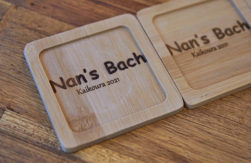 South Bay House | Nan's Bach - Kaikōura Holiday Home