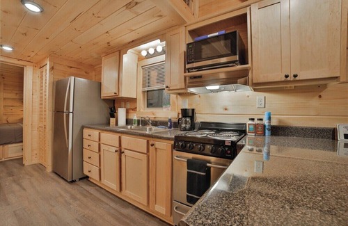 Chattanooga Apartment | Nana Cabin | Tiny Log Home Comfort in Rustic Bliss