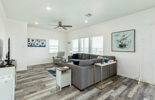 Freeport House | Nana & Pops Beachfront Home - Family Friendly
