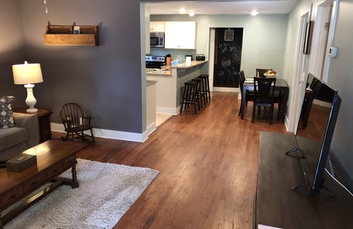 Asheville House | Nana's Cottage 3 miles from downtown, pet friendly