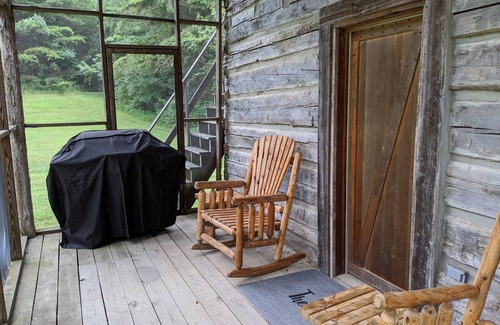 Nancy Cabin | Nancy Kentucky 1800s log cabin