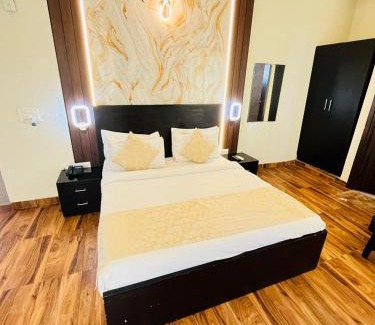 Vrindavan Hotel | Nandan Retreat 4-Star Hotel & Luxury Villas Near Prem Mandir, Vrindavan