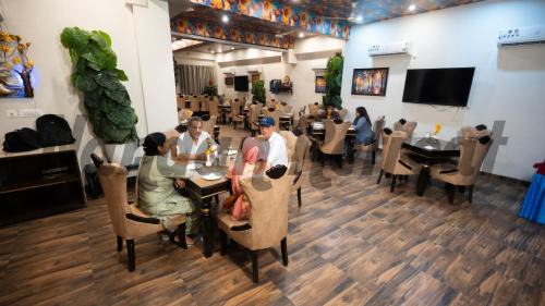 Vrindavan Hotel | Nandan Retreat 4-Star Hotel & Luxury Villas Near Prem Mandir, Vrindavan