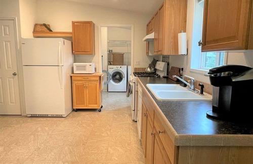 Packwood Cabin | Nanook Haus | BBQ | 3 Bed, 2 Bath
