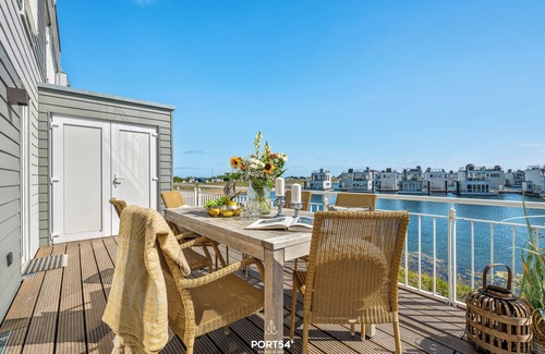 Olpenitz House | Nantucket - 1st row on the water, roof terrace, sauna, fireplace