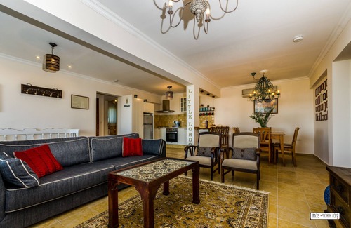 Rosh Pinna Villa | Naomi's