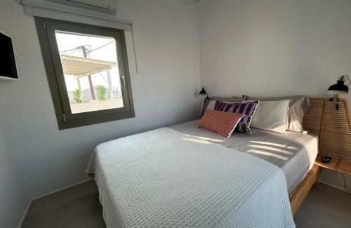 Naousa House | Naousa Paros Suite B with private jacuzzi
