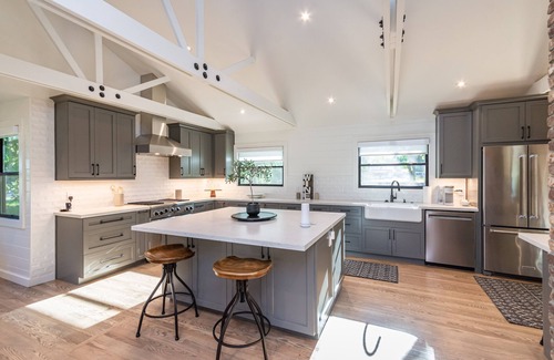 Napa House | Napa Valley Oak Knoll Modern Farmhouse