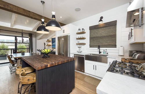 St. Helena House | Napa Valley: St Helena Designer Home & Guest House + Spool + Peloton Bike/Treadn