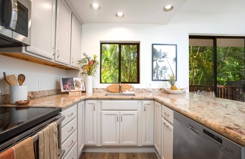 Napili Condo | Napili Bay NPG-C11 by KBM