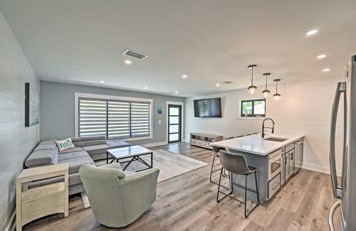 Naples Park House | Naples Home with Patio Less Than 1 Mi to Beaches!