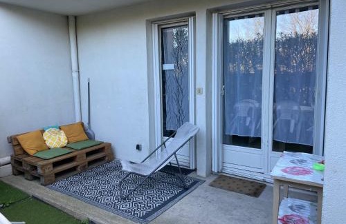 Anatole France Apartment | Narbonne centre T2 avec jardinet et parking