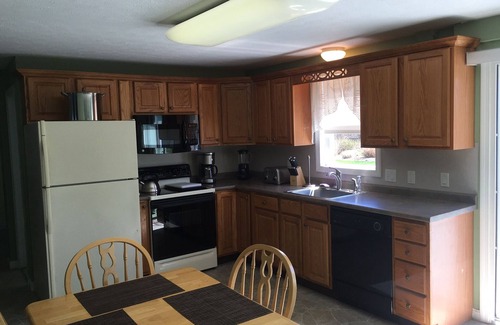 Eastward Look House | Narragansett Rhode Island Beach Rental-Scarborough Beach