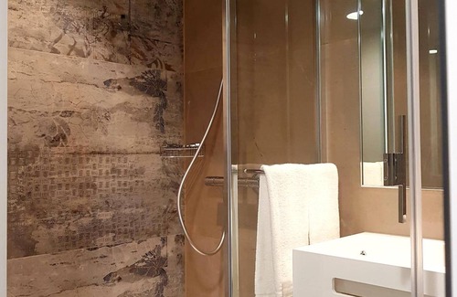 Cointrin Hotel | Nash Pratik Hotel