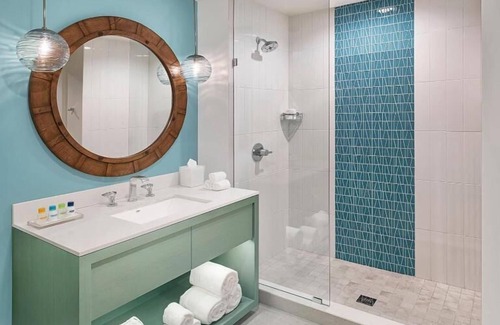 Sobro Hotel | Nashville Getaway! Outdoor Pool, Pet-Friendly, Close to Bridgestone Arena!