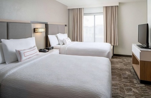 Donelson Resort | Nashville's Artistic District! Kitchenette, Pet-friendly Property, Free Parking!